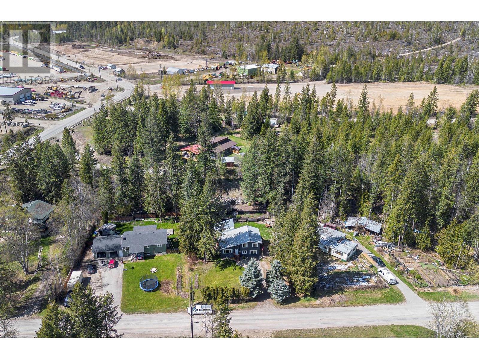 339 Musgrave Road, Clearwater, British Columbia  V0E 1N2 - Photo 68 - 10345668