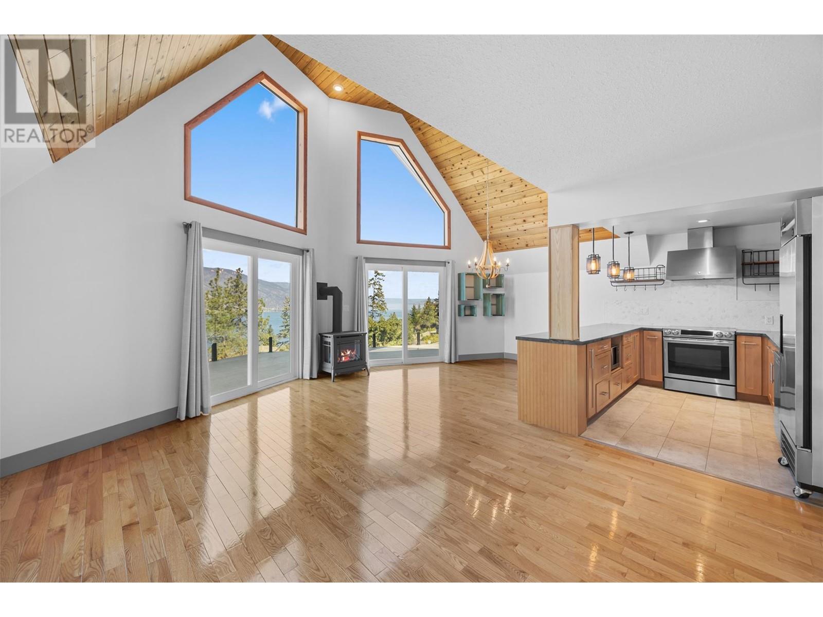 Property at 1128 Lynn Court image 5