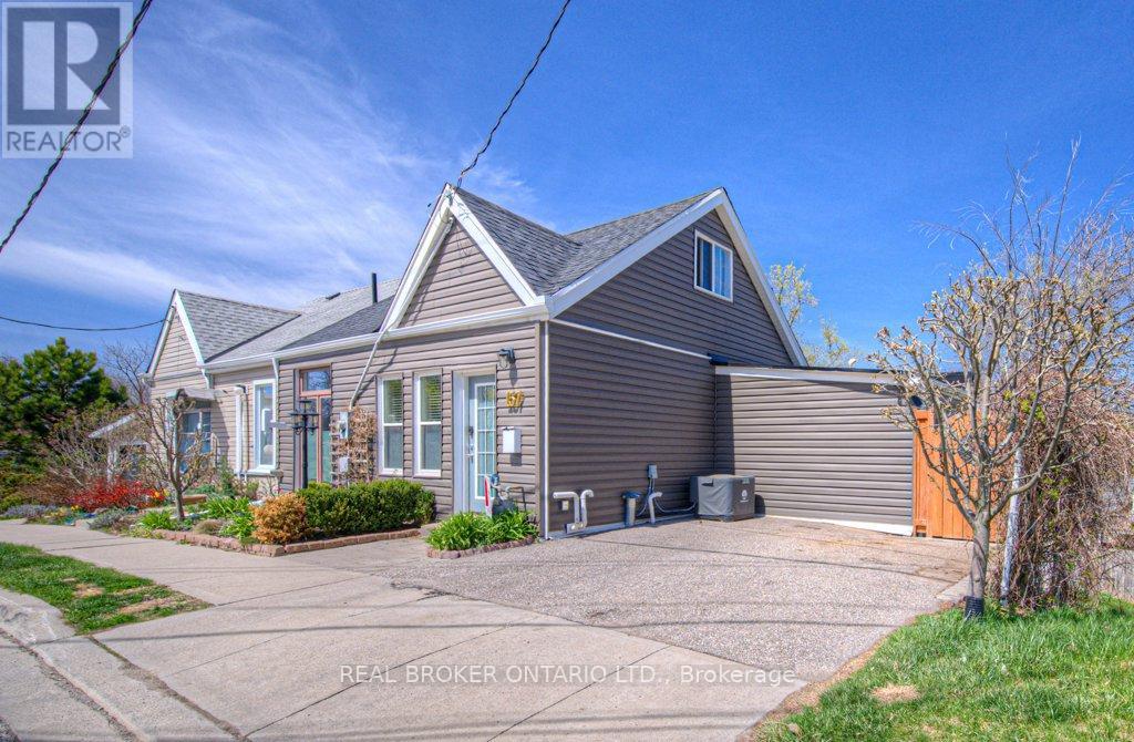 Property at 157 HENDERSON STREET image 1