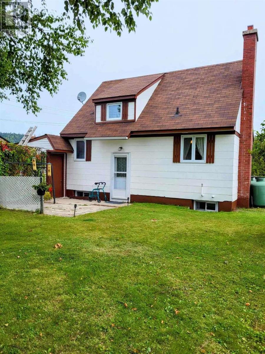 18 Ohsweken Rd, Manitouwadge, Ontario  P0T 2C0 - Photo 37 - TB250780