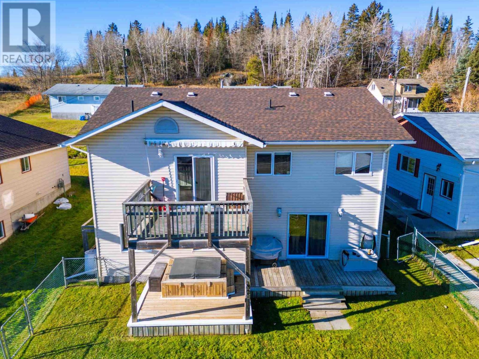 709 Thirteenth Avenue N, Kenora, Ontario