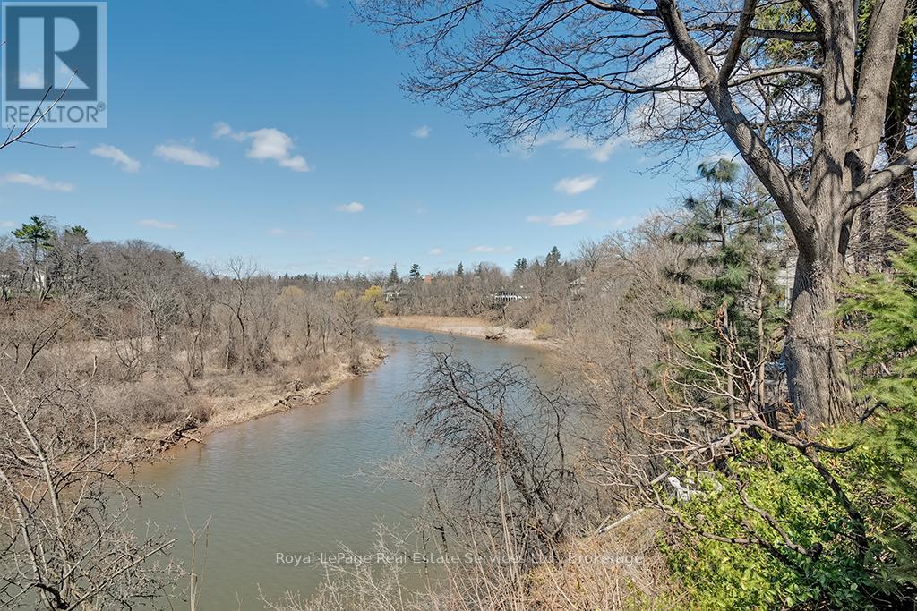 Property at 213 RANDALL STREET image 3