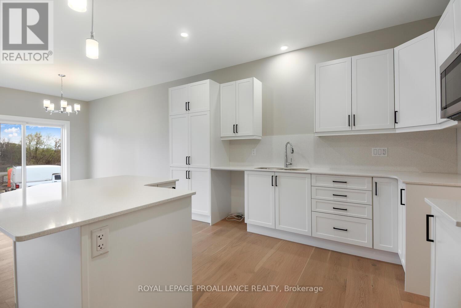 9 Ben Tekamp Terrace, Brockville, Ontario  K0E 0E8 - Photo 15 - X12110973