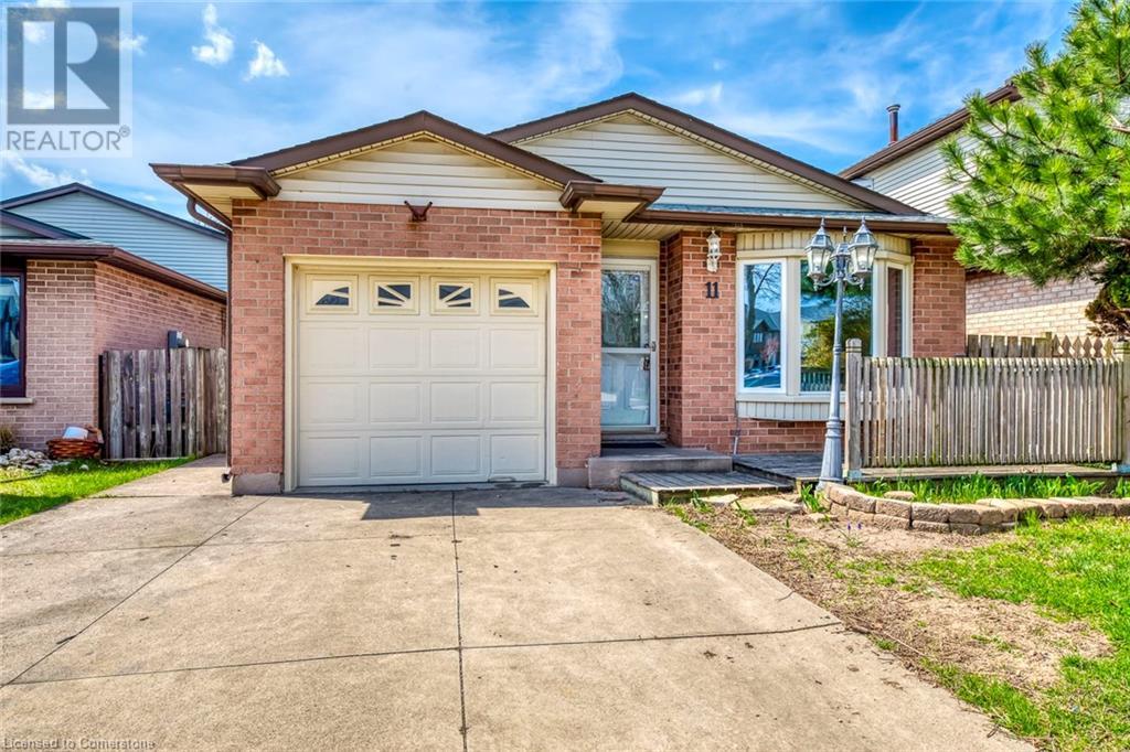 Property at 11 DRAKES Drive image 2
