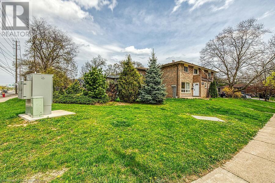 Property at 977 FRANCIS Road Unit# 2 image 2