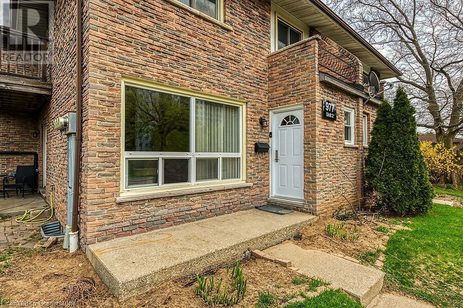 Property at 977 FRANCIS Road Unit# 2 image 3