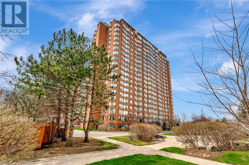 Property at 1270 MAPLE CROSSING Boulevard Unit# 1610 image 3