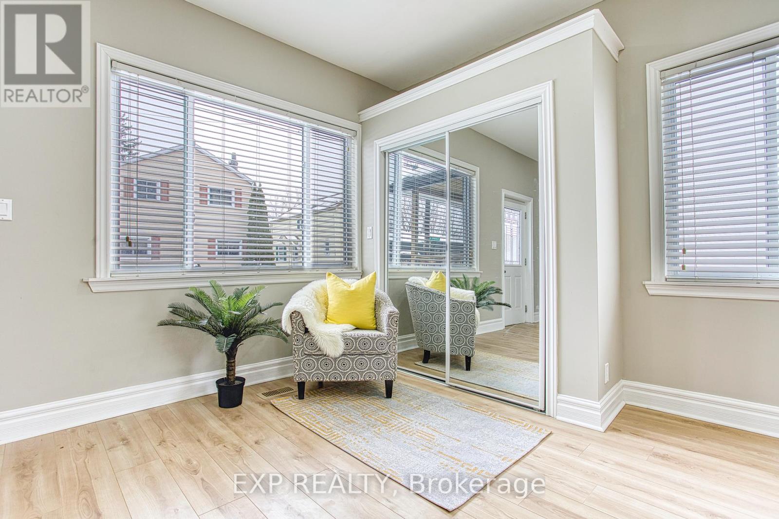 Property at 4238 ACADEMY STREET image 3