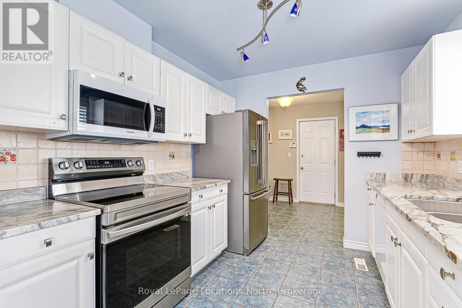 38 Bush Street, Collingwood, Ontario  L9Y 4T1 - Photo 9 - S12113705