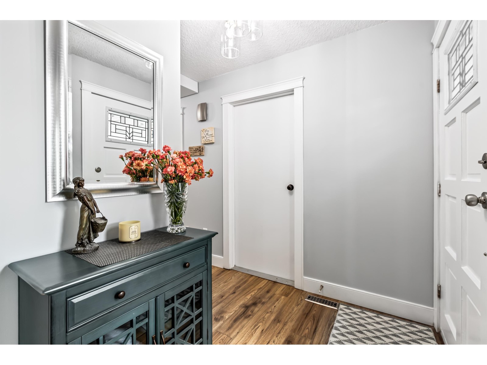 15063 98 Avenue, Surrey, British Columbia  V3R 5W9 - Photo 3 - R2996454