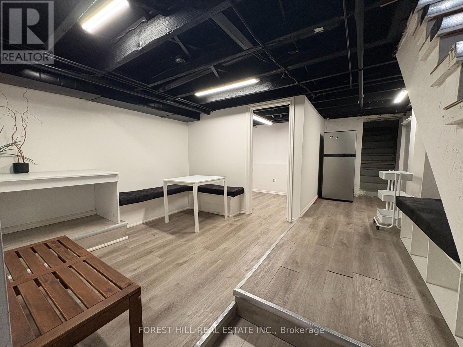 889 Dundas Street W, Toronto, Ontario  M6J 1V9 - Photo 11 - C12113742