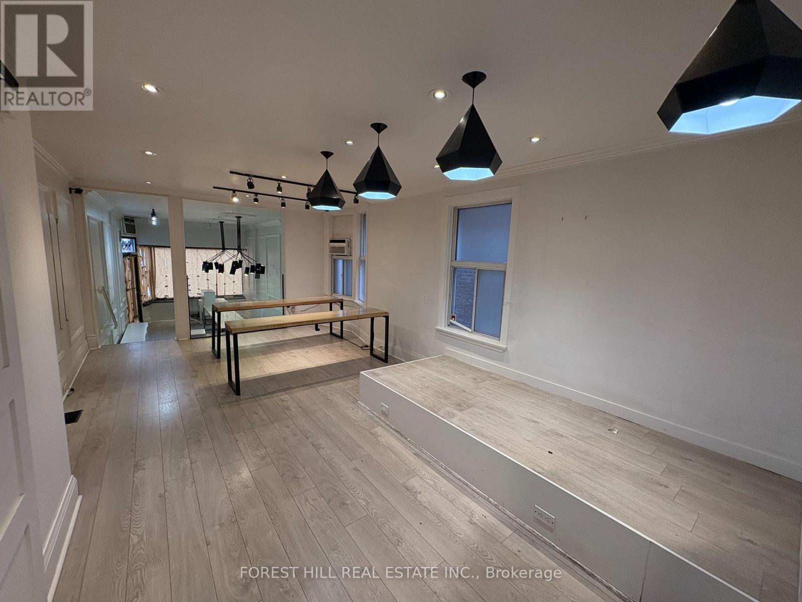 889 Dundas Street W, Toronto, Ontario  M6J 1V9 - Photo 7 - C12113742