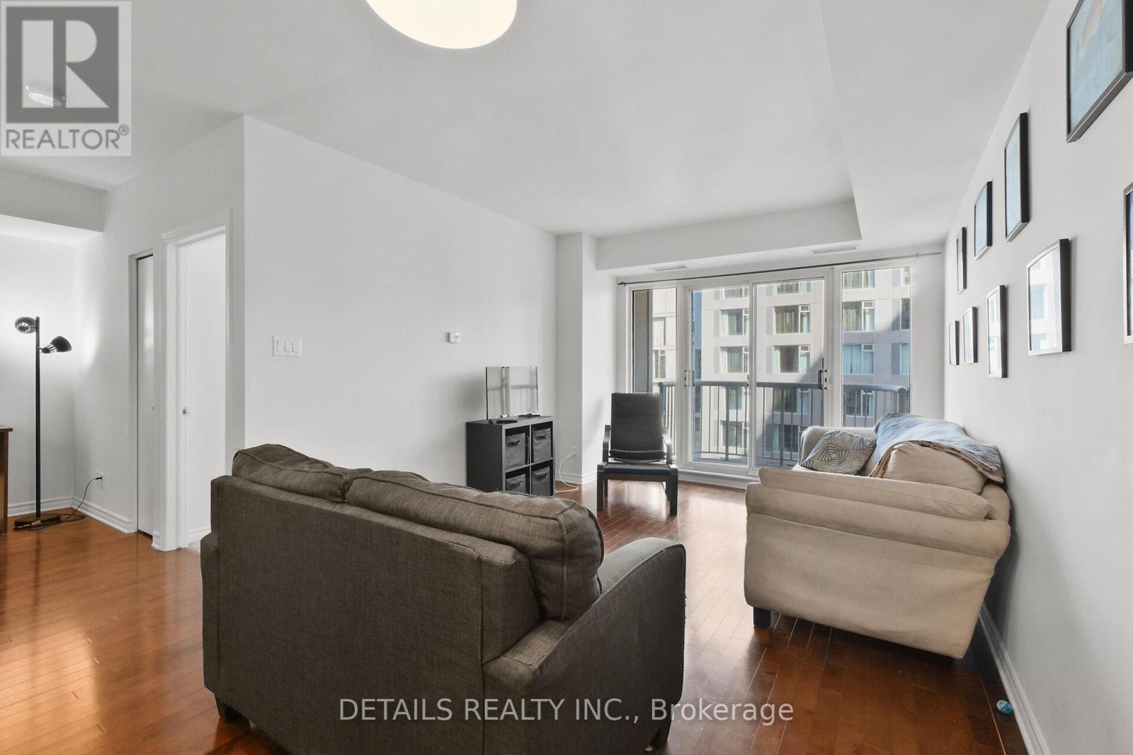 1202 - 200 Rideau Street, Ottawa, Ontario  K1N 5Y1 - Photo 10 - X12113731