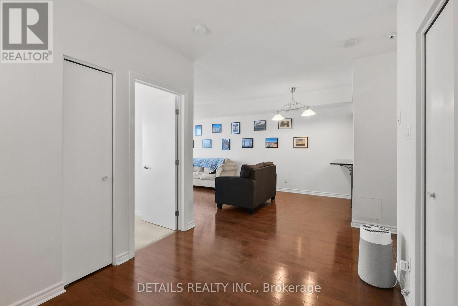 1202 - 200 Rideau Street, Ottawa, Ontario  K1N 5Y1 - Photo 12 - X12113731