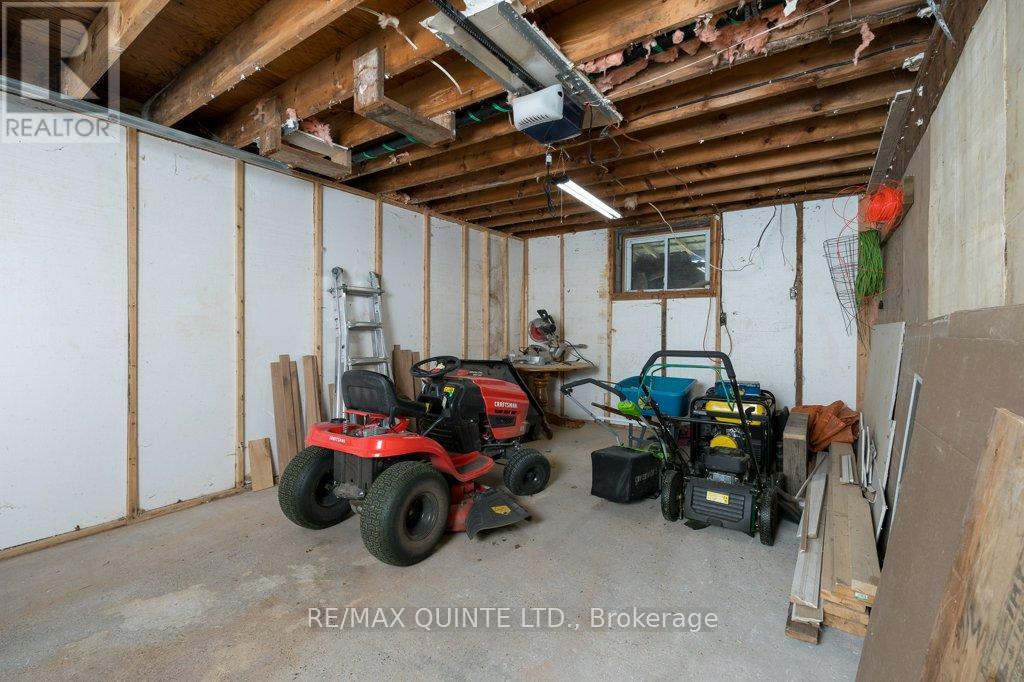 252 Maines Road, Tweed, Ontario K0K 3H0 - Photo 32 - X12110721