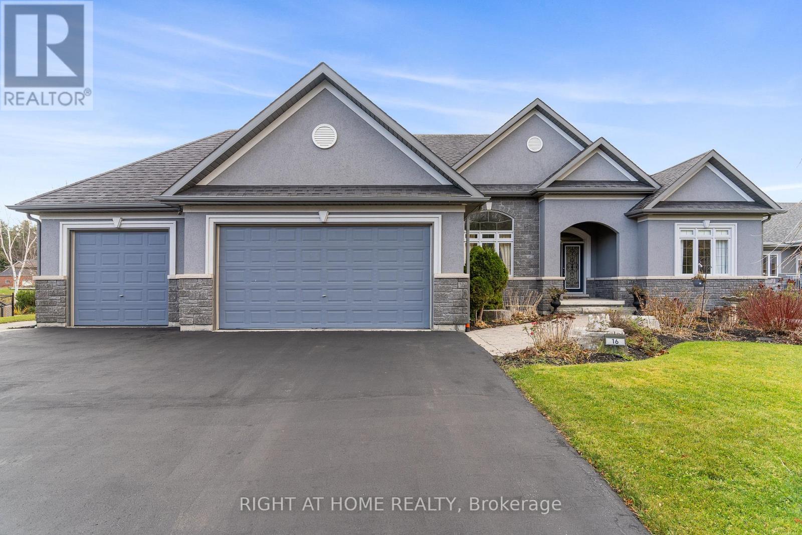 Property at 16 DEANNA DRIVE image 4