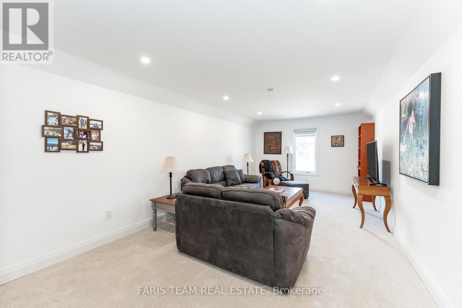 38 Magazine Street, Penetanguishene, Ontario  L9M 0W7 - Photo 22 - S12113707