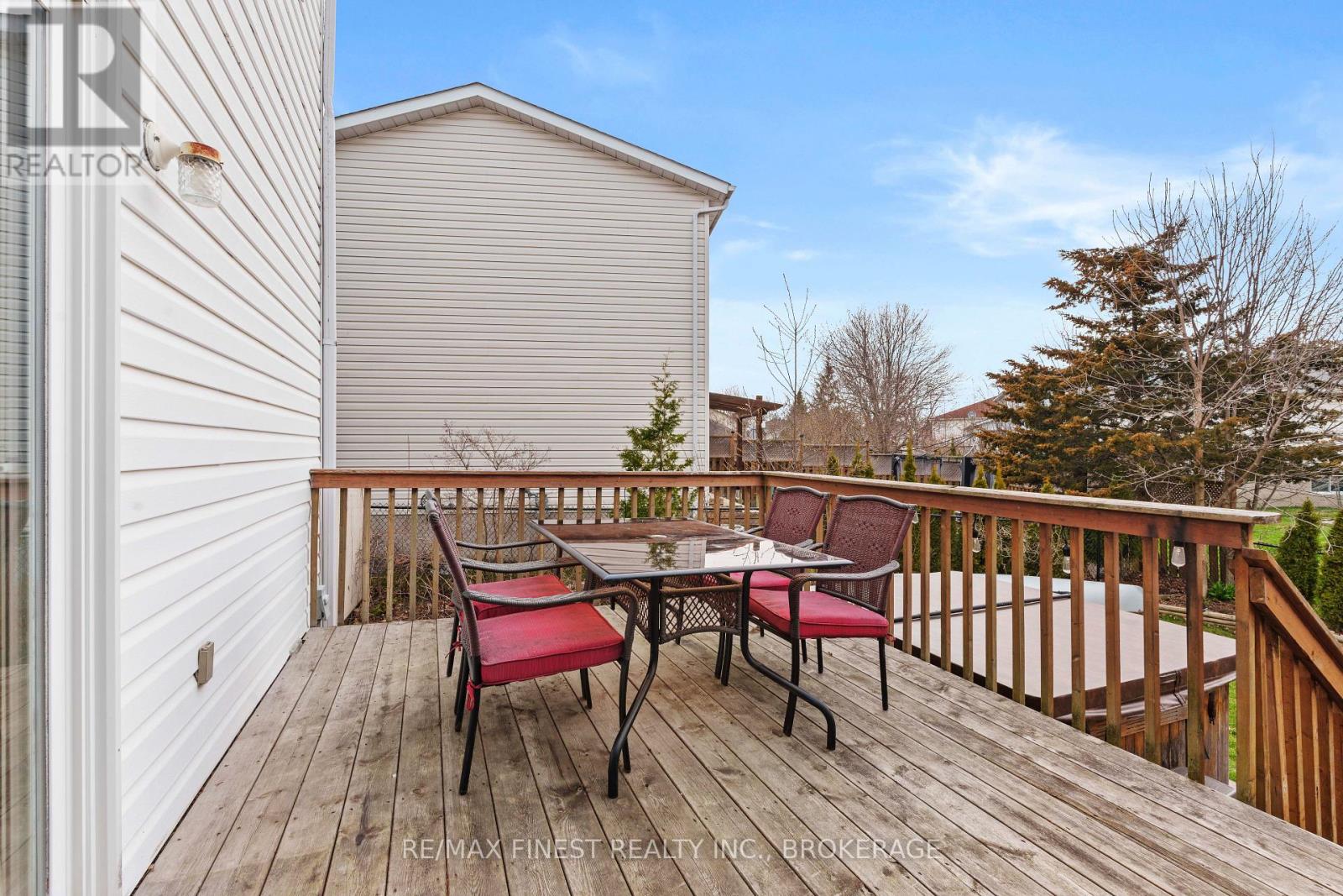 1038 Springfield Drive, Kingston, Ontario  K7M 8V6 - Photo 37 - X12113721