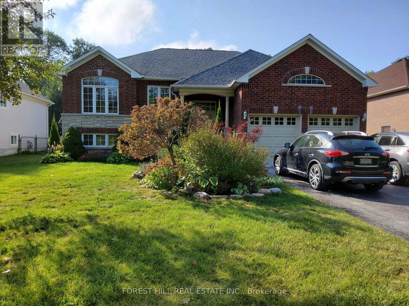 Property at 7 TAMARACK WAY image 1