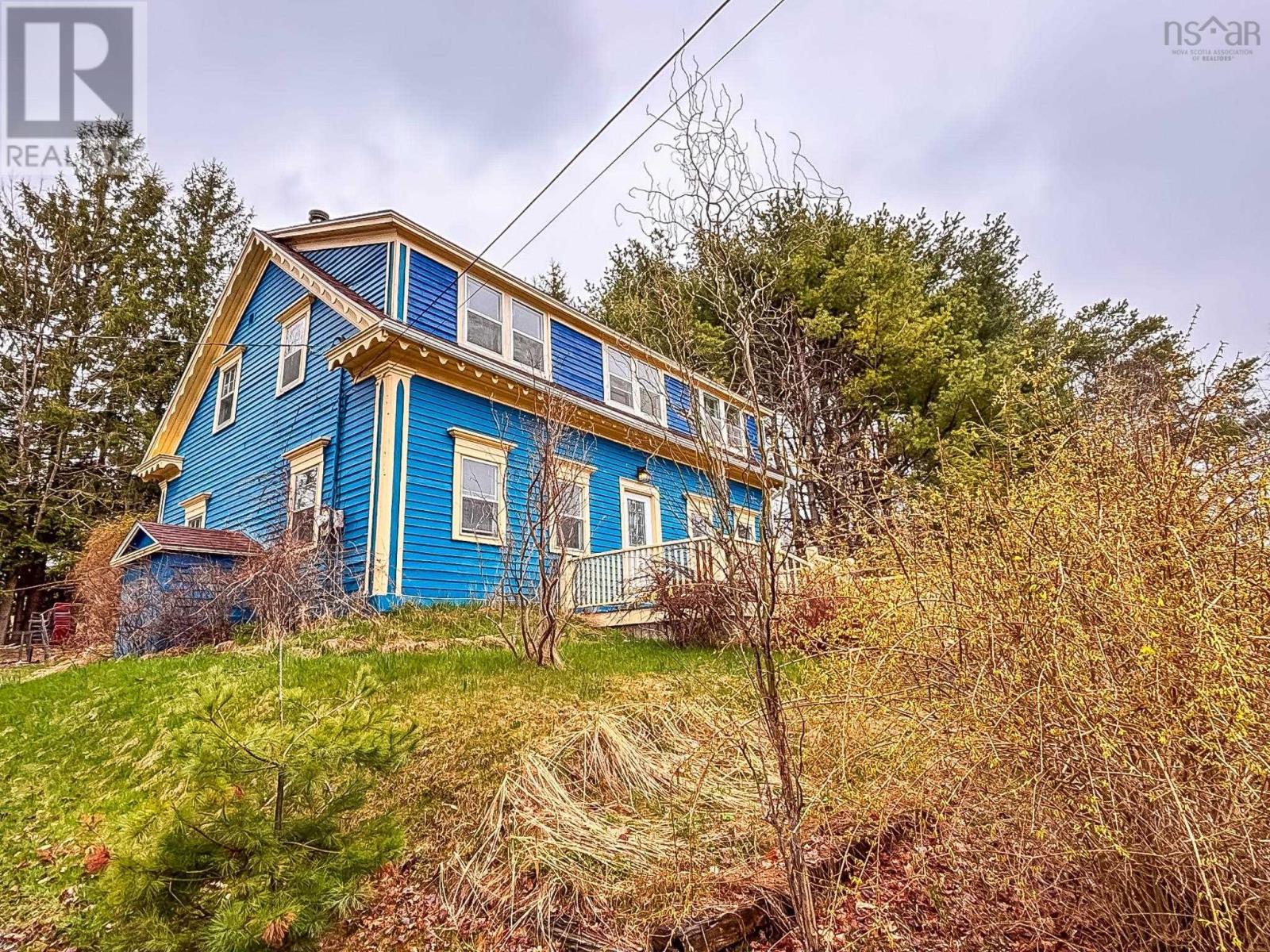111 Main Street, Mahone Bay, Nova Scotia