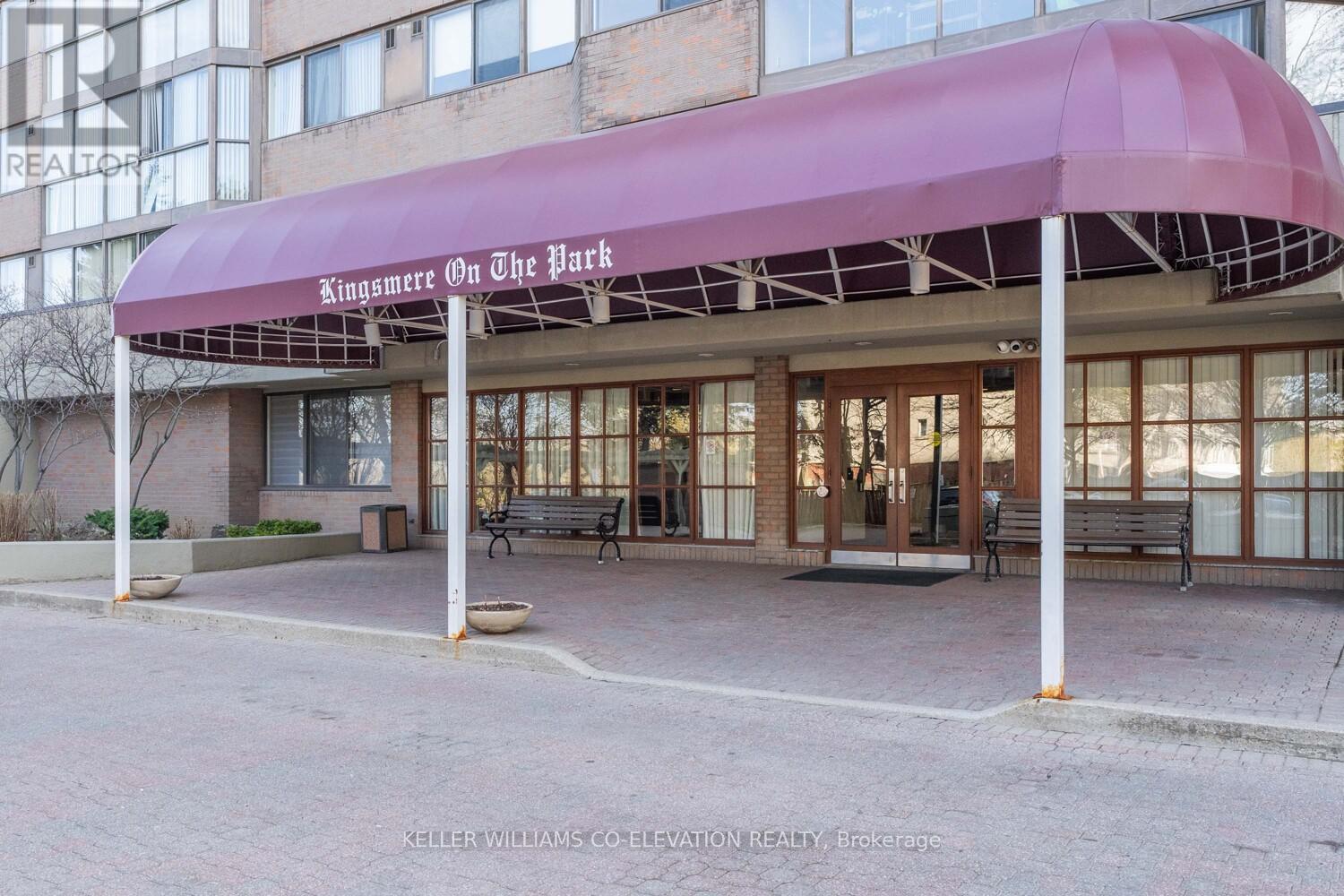Property at 1604 - 880 DUNDAS STREET W image 1