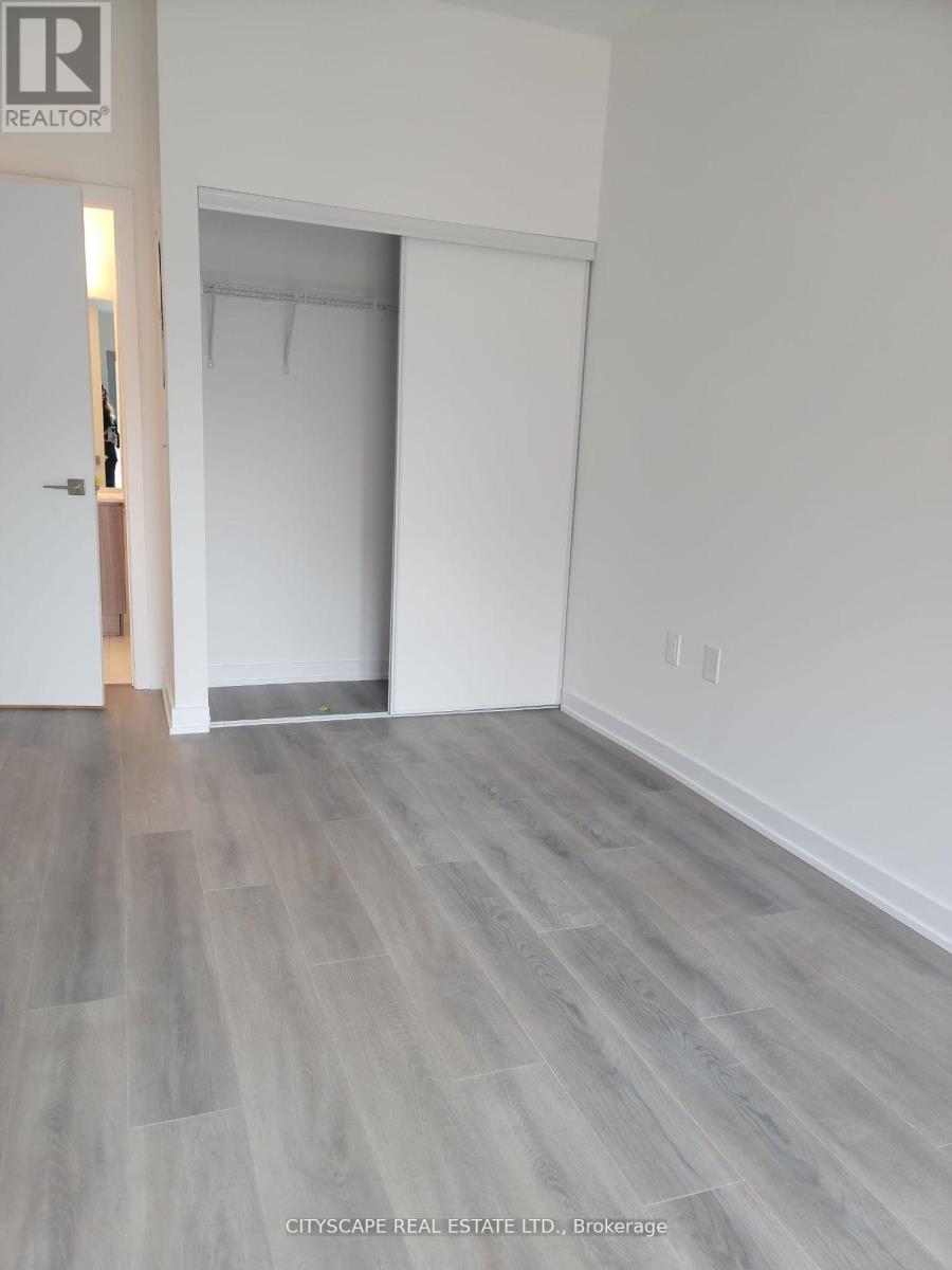 105 - 2433 Dufferin Street, Toronto (Briar Hill-Belgravia), Ontario  M6E 3T3 - Photo 5 - W12113649