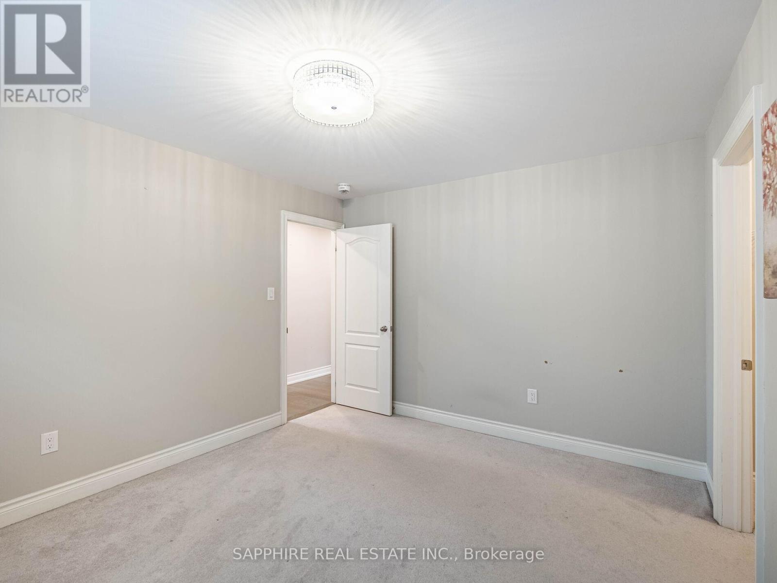 1259 Mcphedran Point, Milton, Ontario  L9E 1J5 - Photo 39 - W12113689