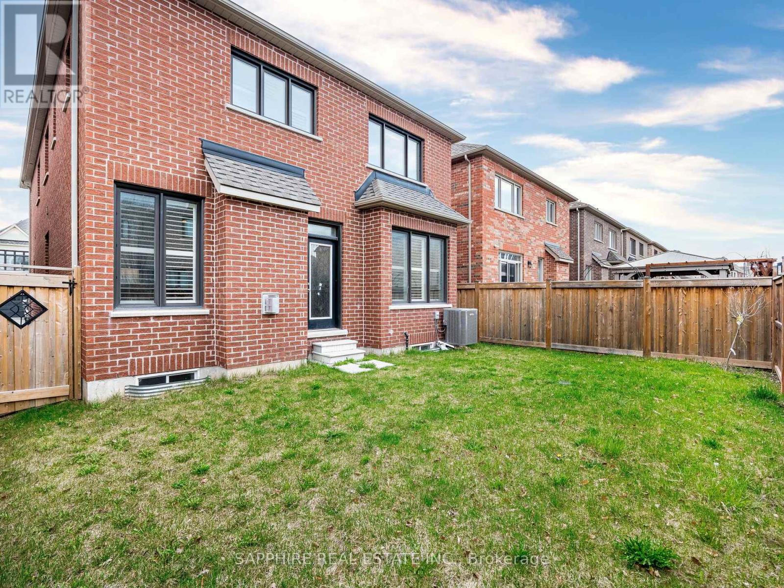 1259 Mcphedran Point, Milton, Ontario  L9E 1J5 - Photo 49 - W12113689