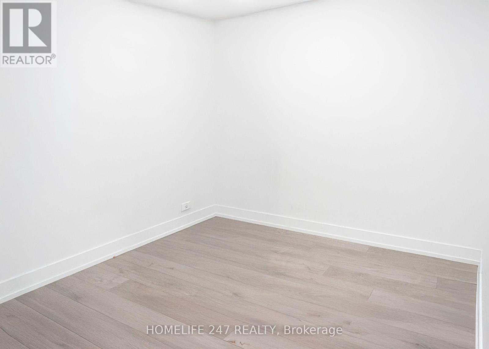 308 - 225 Veterans Drive W, Brampton (Northwest Brampton), Ontario  L7A 0B6 - Photo 17 - W12113716