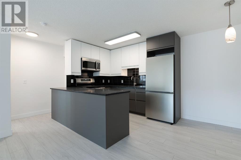 Property at 12, 3012 Edenwold Heights NW image 5