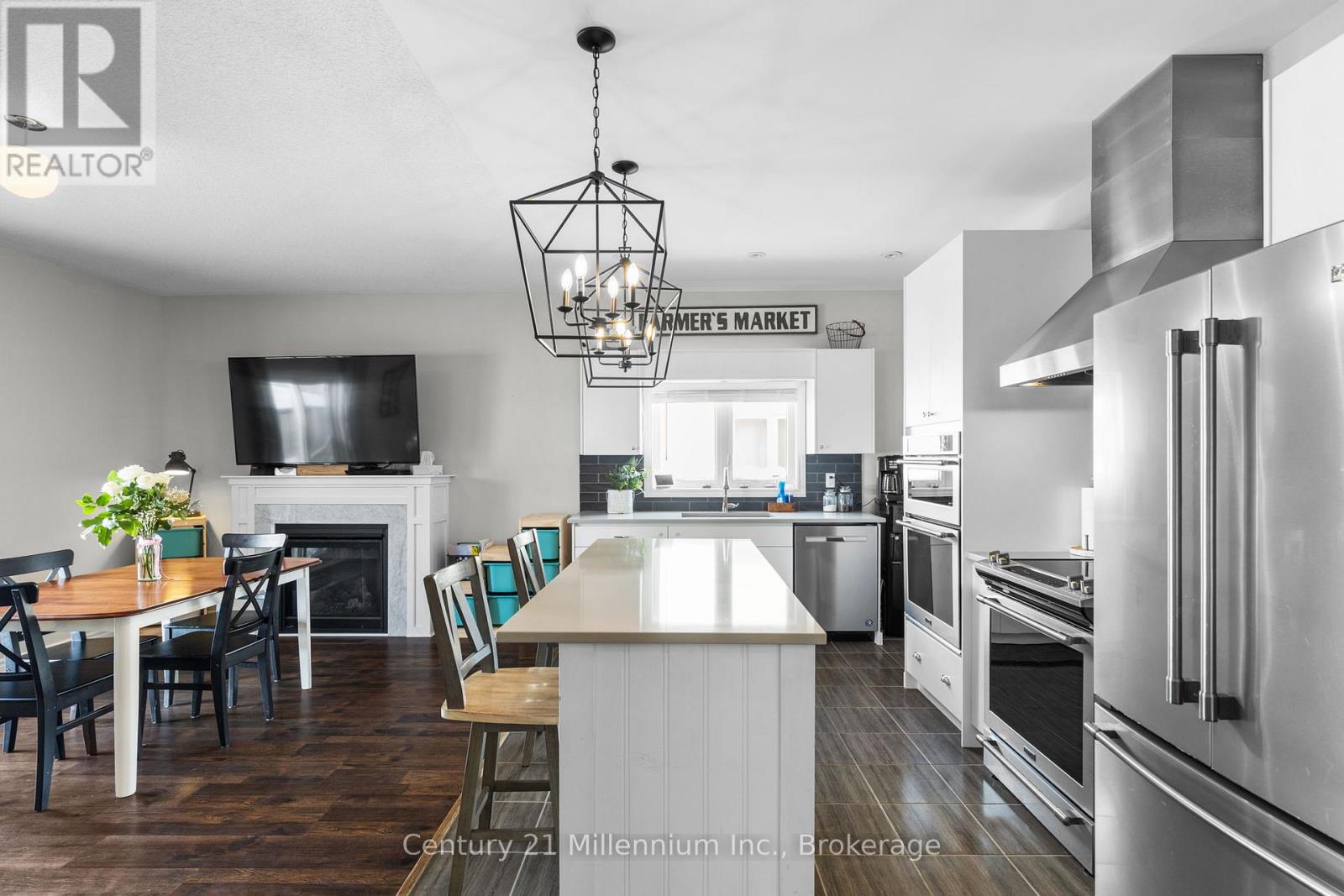 14 Drysdale Drive, Springwater, Ontario L0L 1P0 - Photo 13 - S11982373