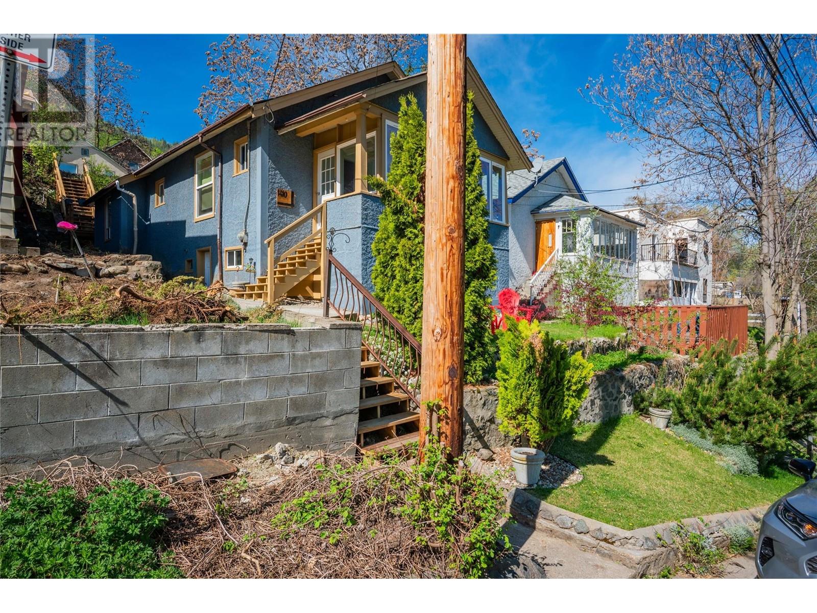 Property at 1410 Tamarac Avenue image 3