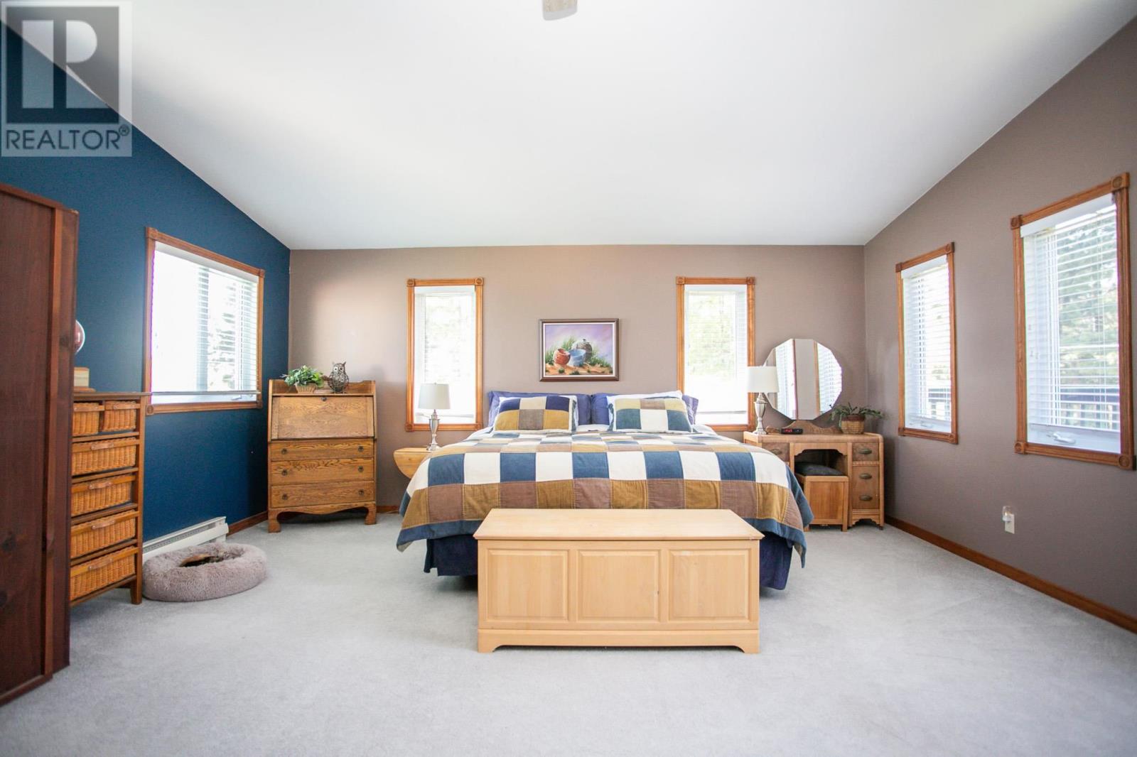 460 Red Pine Dr, Sault Ste. Marie, Ontario  P6A 5K6 - Photo 37 - SM250910