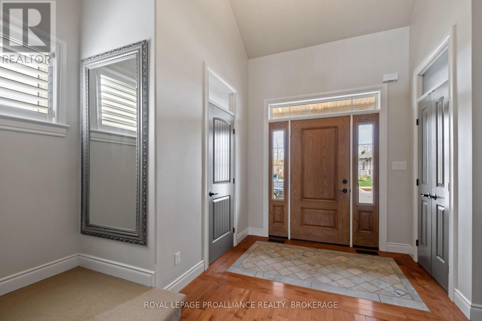 94 Windermere Boulevard, Loyalist, Ontario  K0H 1G0 - Photo 14 - X12113755