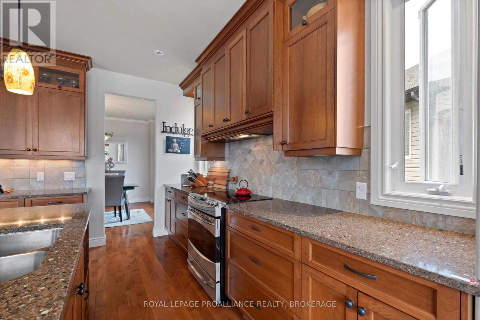 94 Windermere Boulevard, Loyalist, Ontario  K0H 1G0 - Photo 24 - X12113755