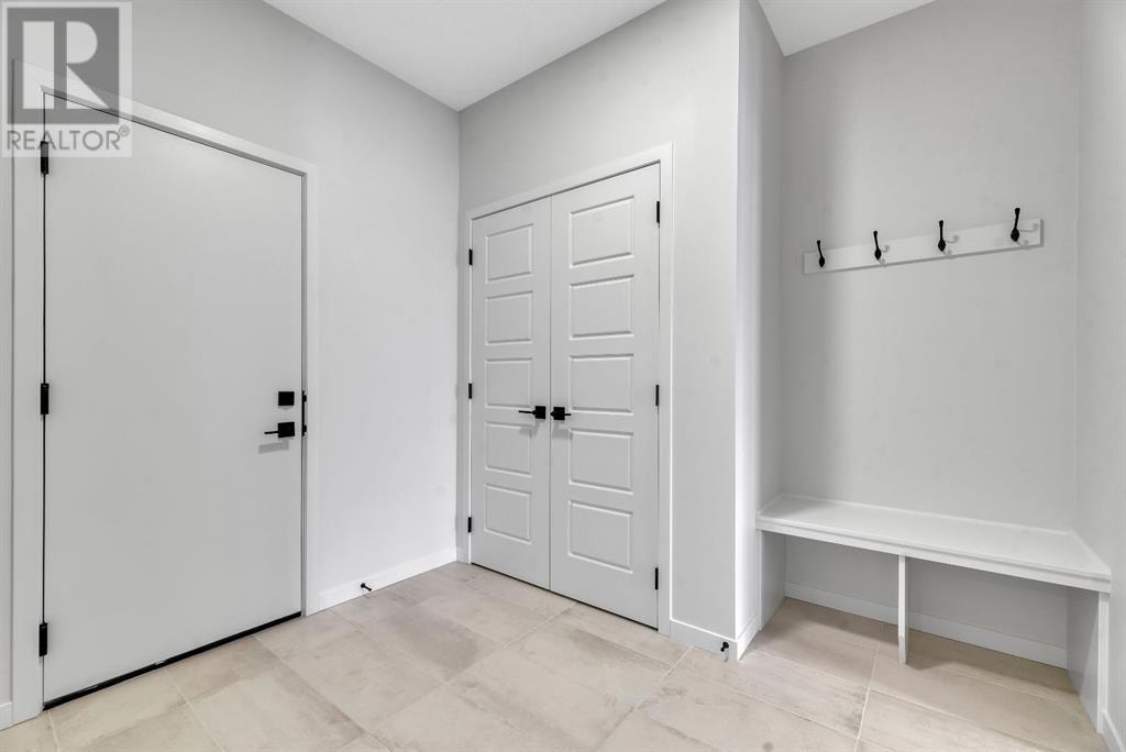 327 Creekside Way Sw, Calgary, Alberta  T2X 5B2 - Photo 24 - A2189812