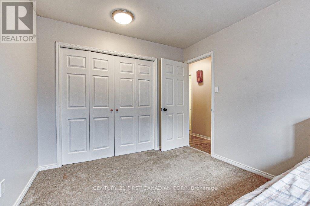 1049 Mahogany Crescent, London North (North P), Ontario  N6H 4V8 - Photo 17 - X12113758