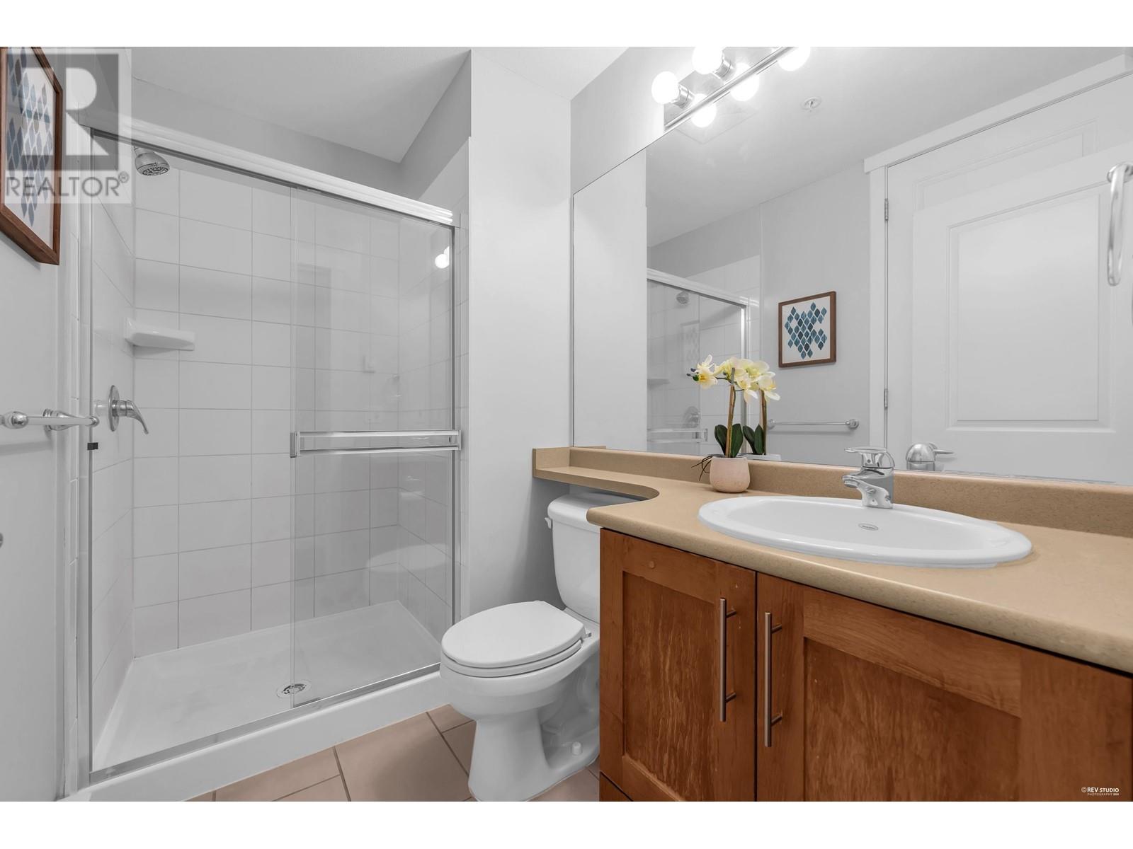 Listing Picture 22 of 34 : 311 4883 MACLURE MEWS, Vancouver / 溫哥華 - 魯藝地產 Yvonne Lu Group - MLS Medallion Club Member