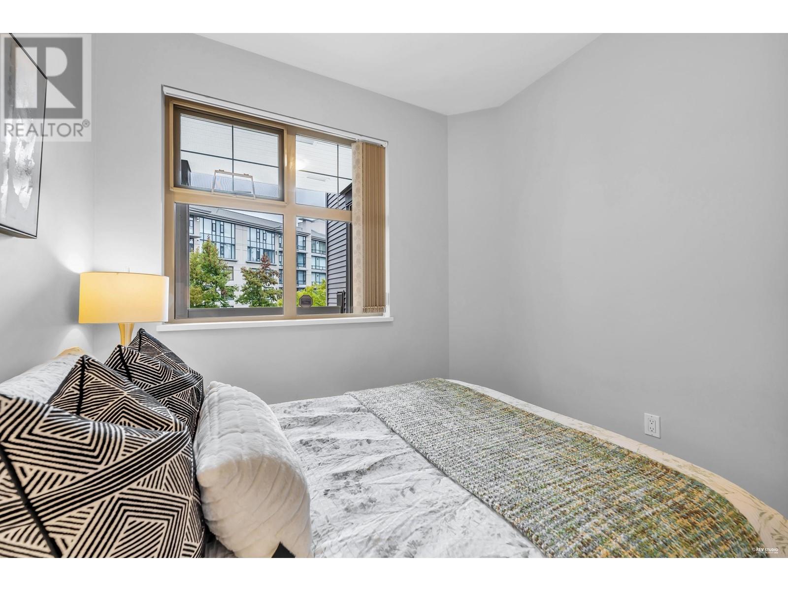 Listing Picture 21 of 34 : 311 4883 MACLURE MEWS, Vancouver / 溫哥華 - 魯藝地產 Yvonne Lu Group - MLS Medallion Club Member