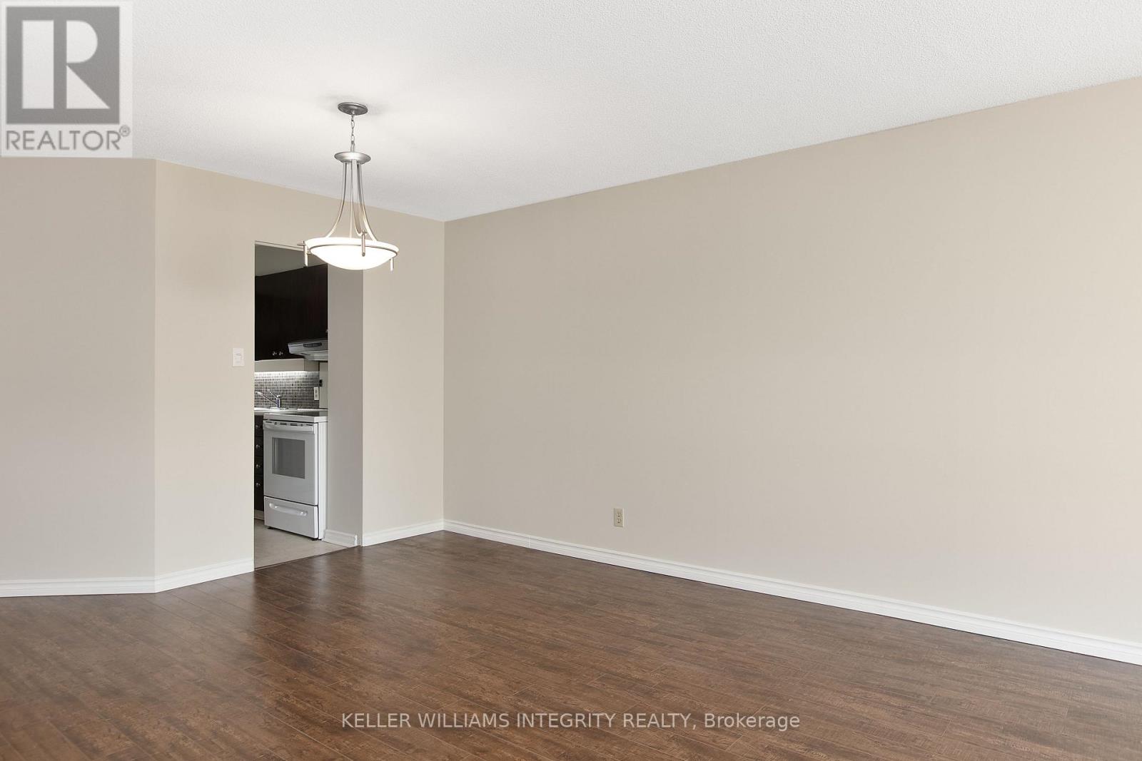 503 - 151 Bay Street, Ottawa, Ontario  K1R 7T2 - Photo 10 - X12113775