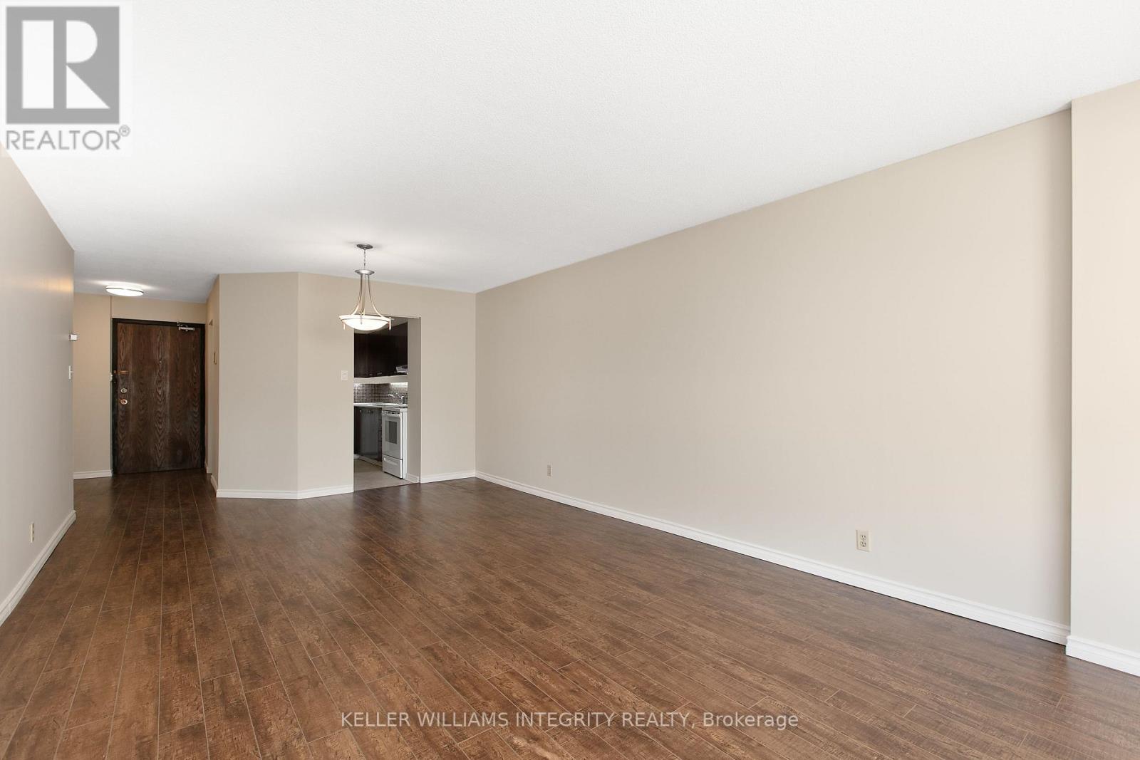 503 - 151 Bay Street, Ottawa, Ontario  K1R 7T2 - Photo 11 - X12113775