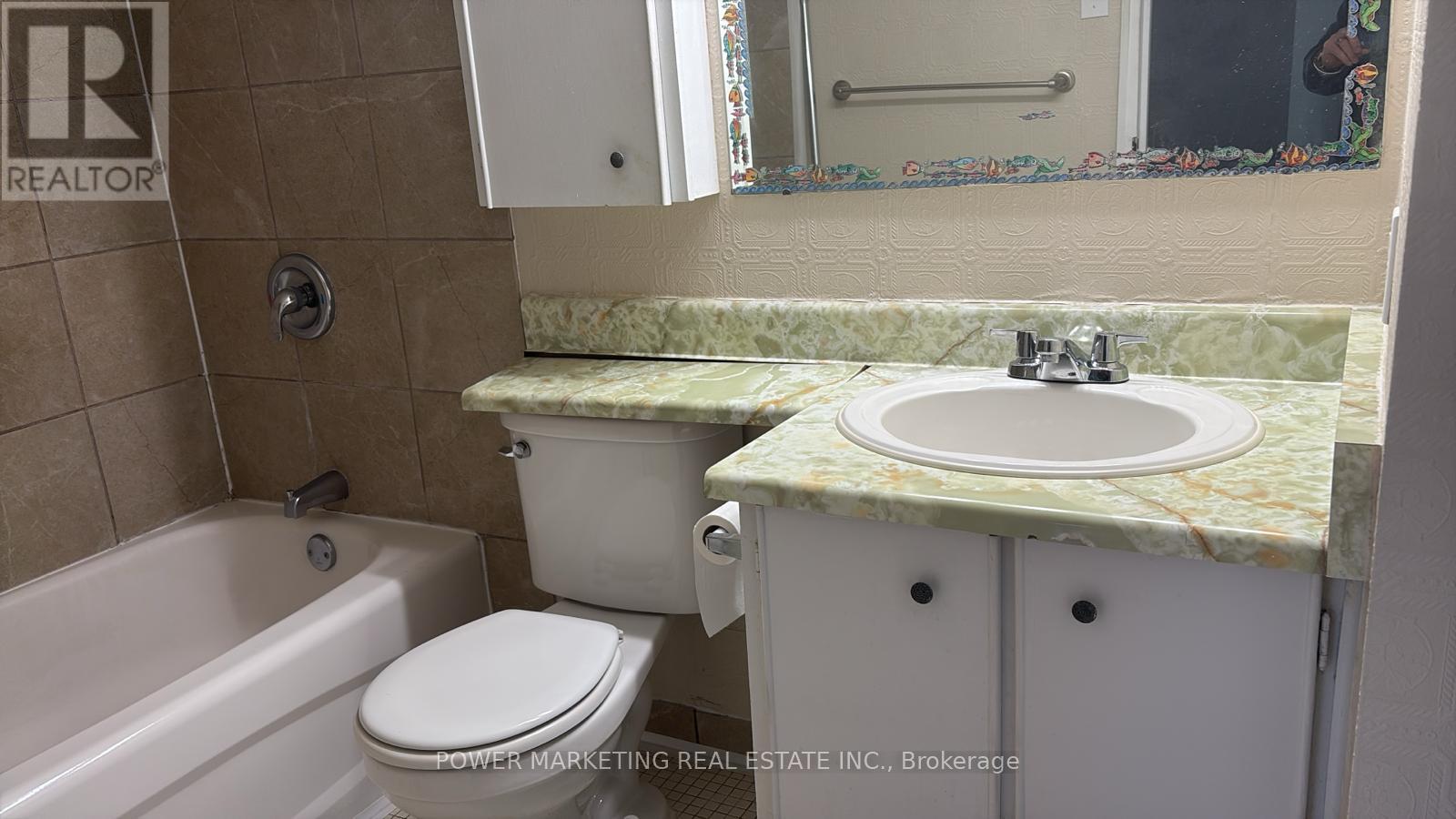 Property at 1604 - 158B MCARTHUR AVENUE image 5