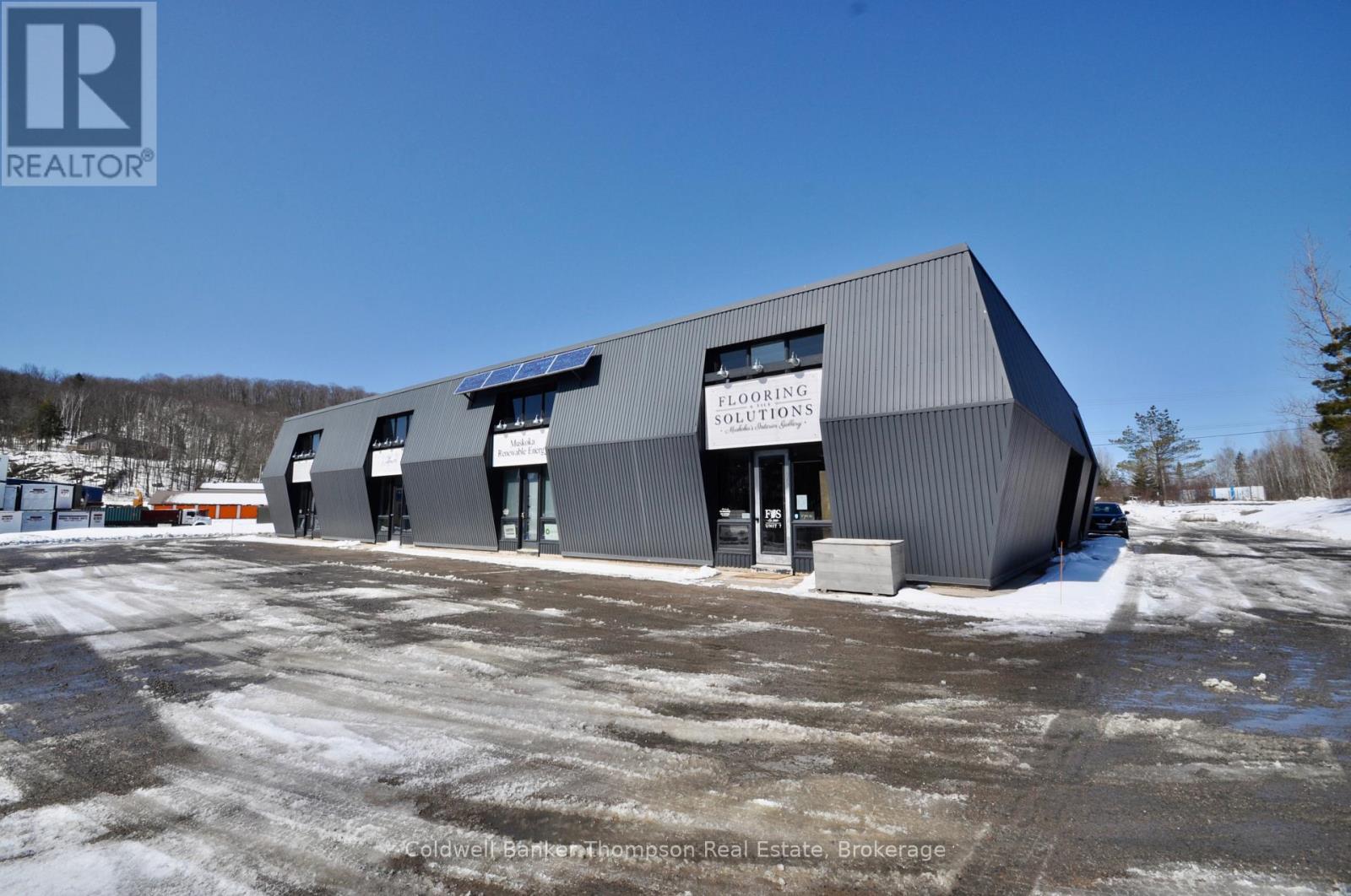 112 Lindgren Road W, Huntsville, Ontario  P1H 1Y2 - Photo 2 - X12054885
