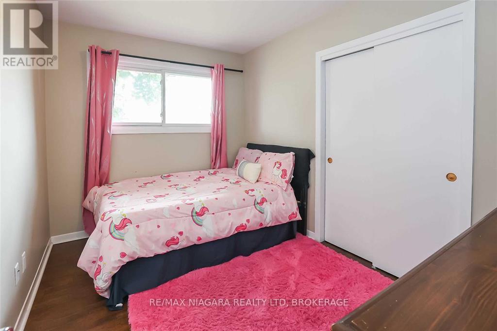 41 Meadowvale Drive, St. Catharines, Ontario  L2N 3Z6 - Photo 10 - X12113751