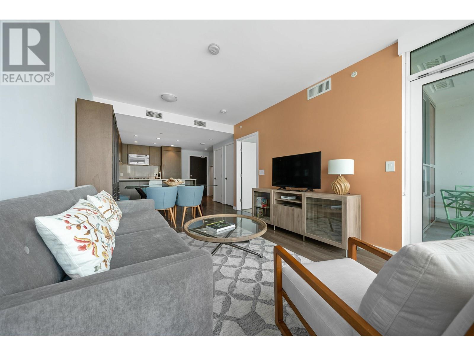 901 112 E 13 Street, North Vancouver, British Columbia  V7L 0E4 - Photo 4 - R2996444