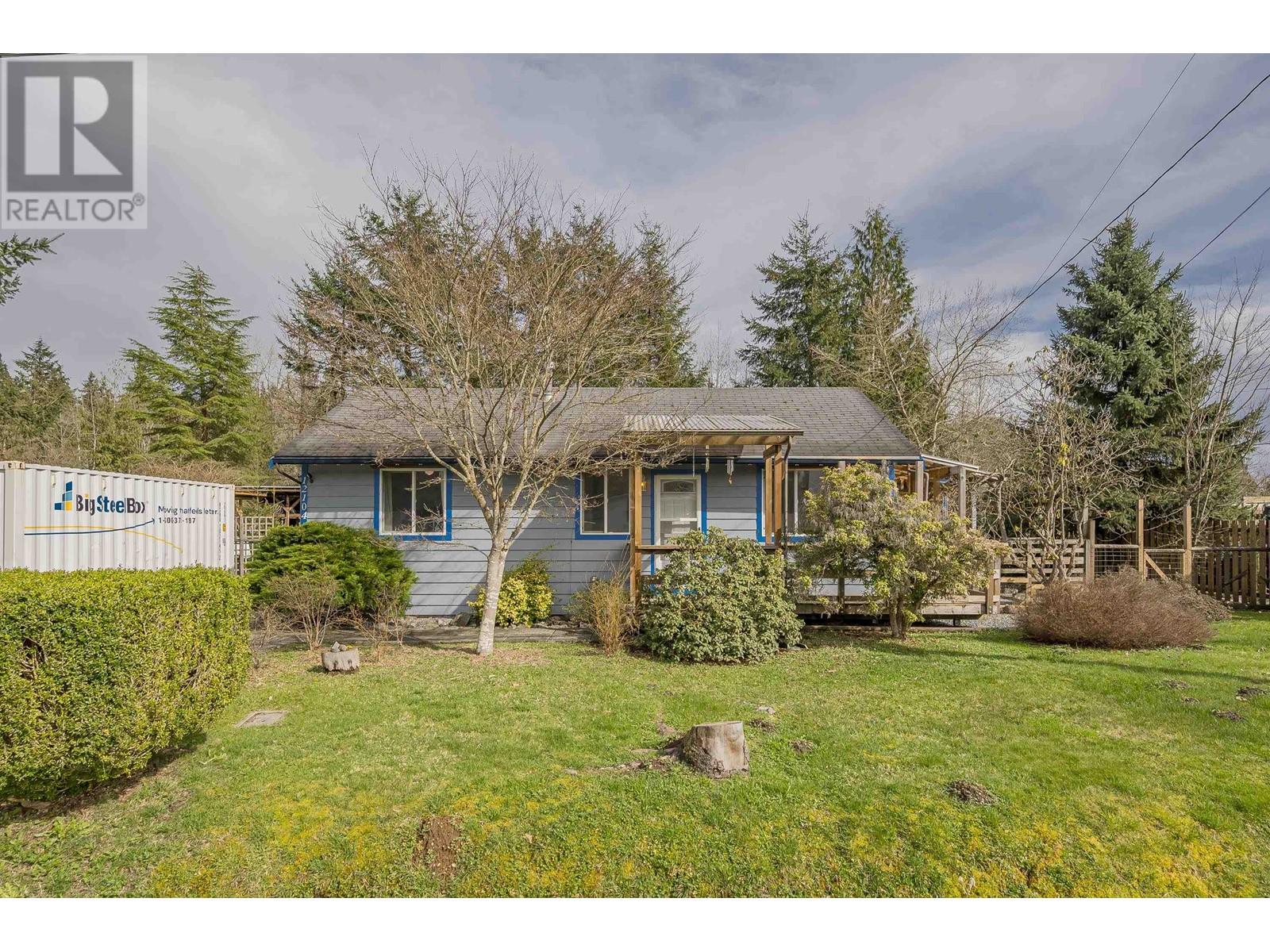 12104 252 Street, Maple Ridge, British Columbia  V4R 1G2 - Photo 2 - R2996426