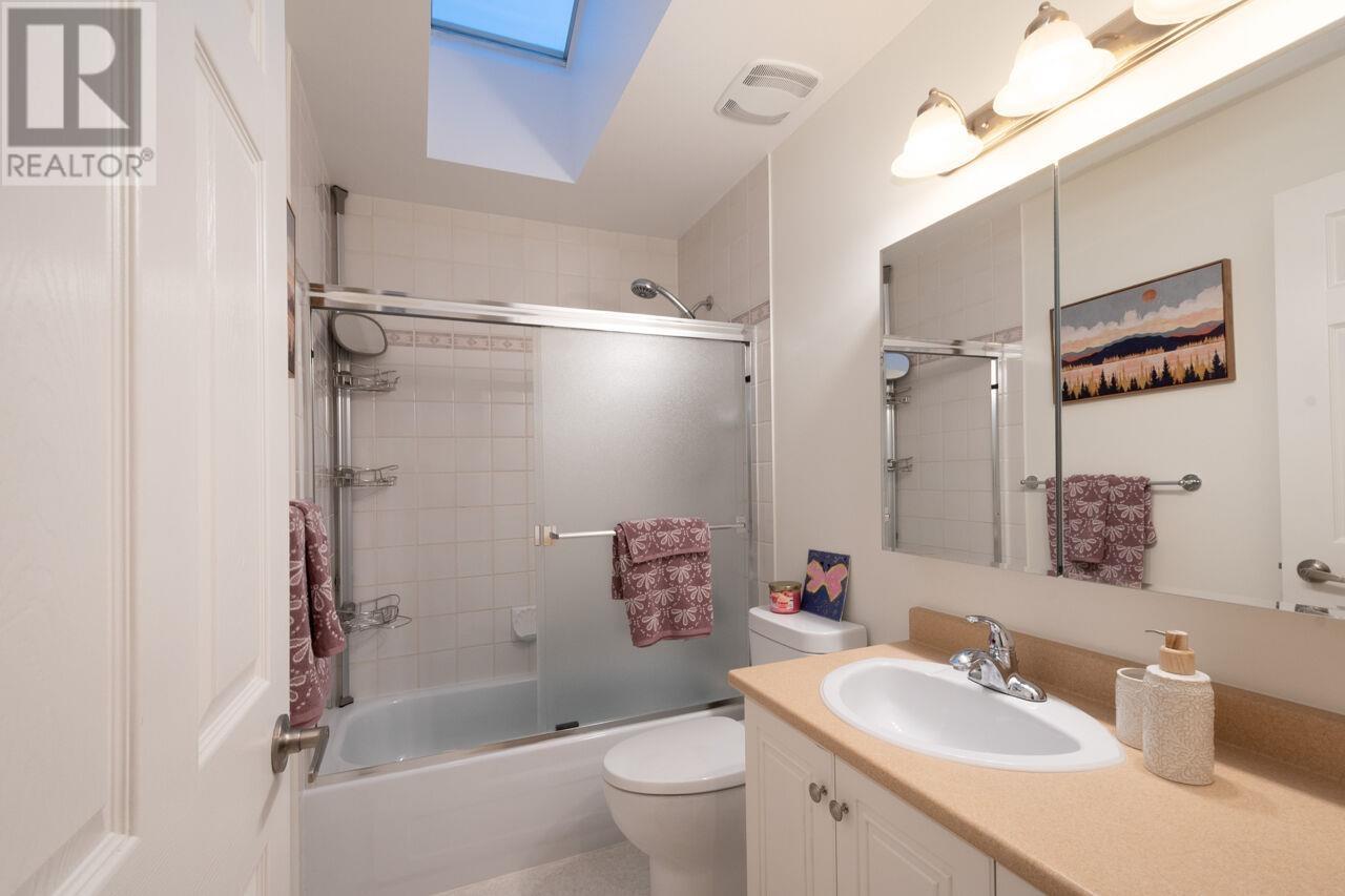 3282 Wellington Court, Coquitlam, British Columbia  V3B 7X2 - Photo 24 - R2996470