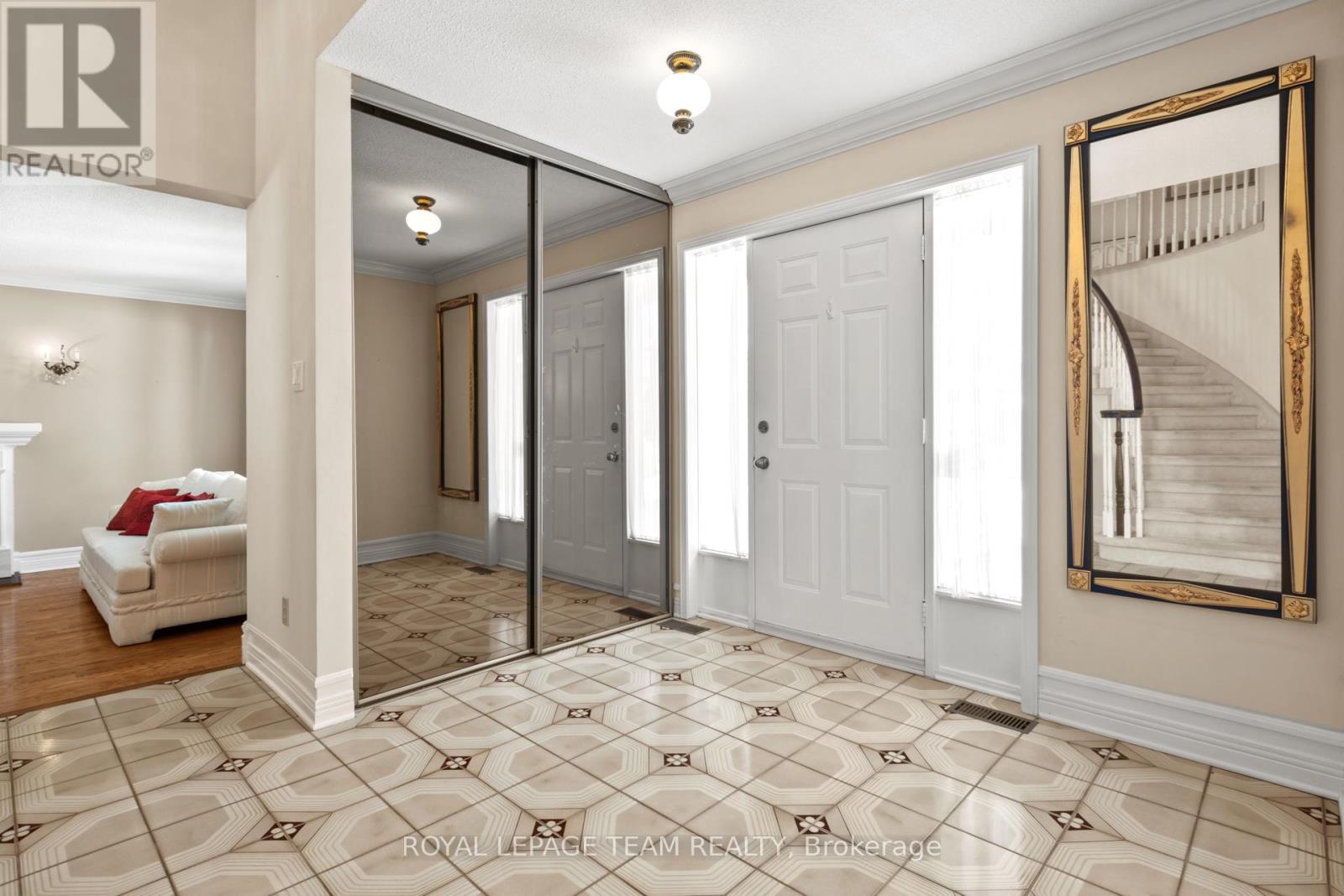 Property at 44 SYCAMORE DRIVE image 4