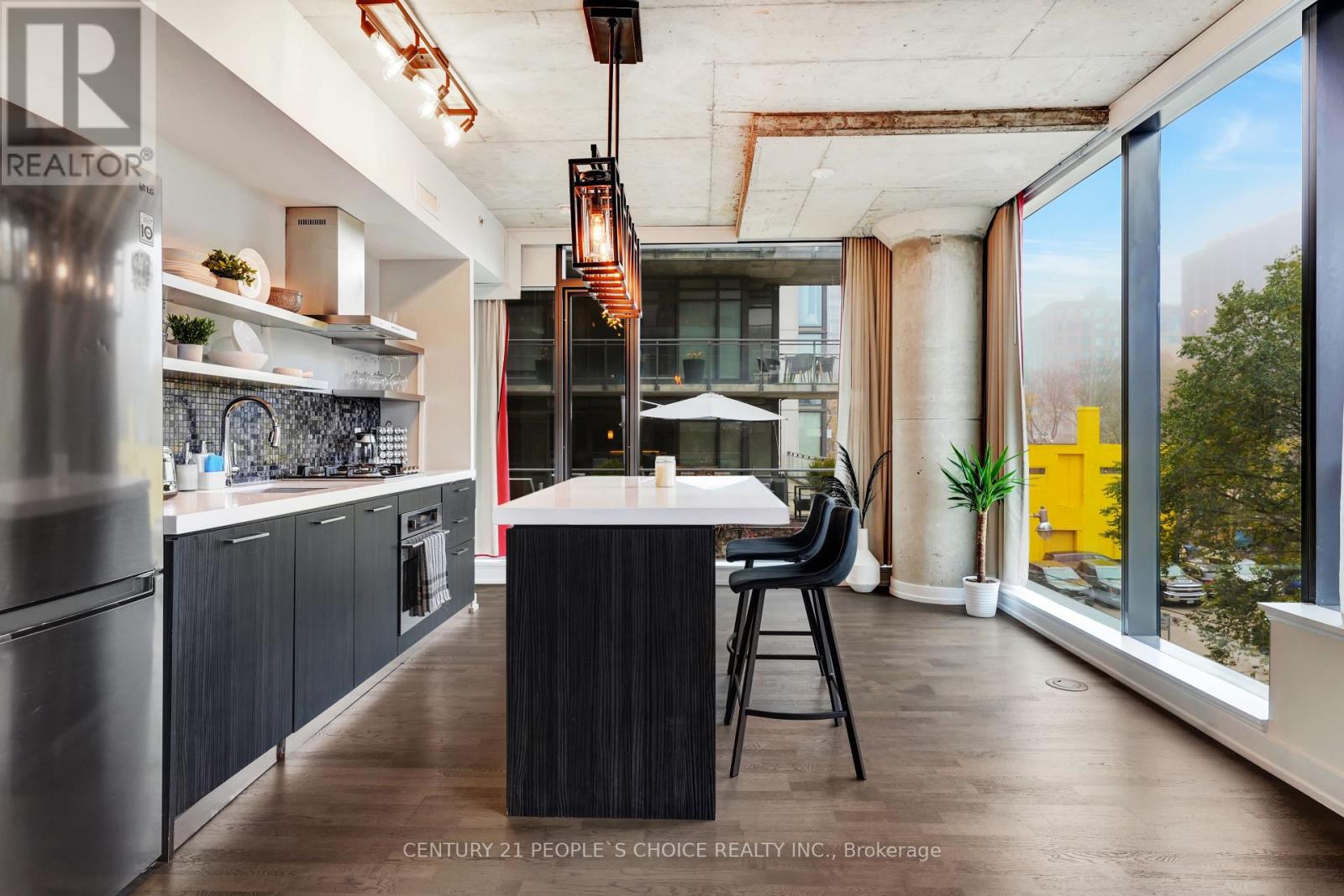 305 - 560 KING STREET W, Toronto, Ontario