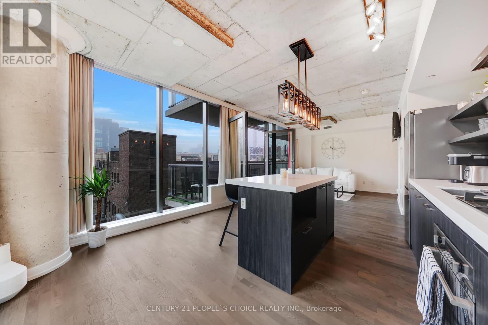 305 - 560 King Street W, Toronto, Ontario  M5V 1M3 - Photo 18 - C12113822